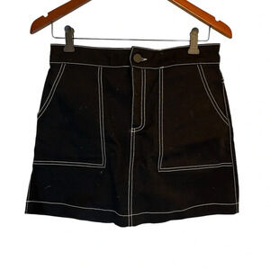 NWOT Zara black and white outline skirt size medium